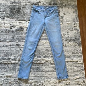 Levi’s 311 Shaping Skinny 26